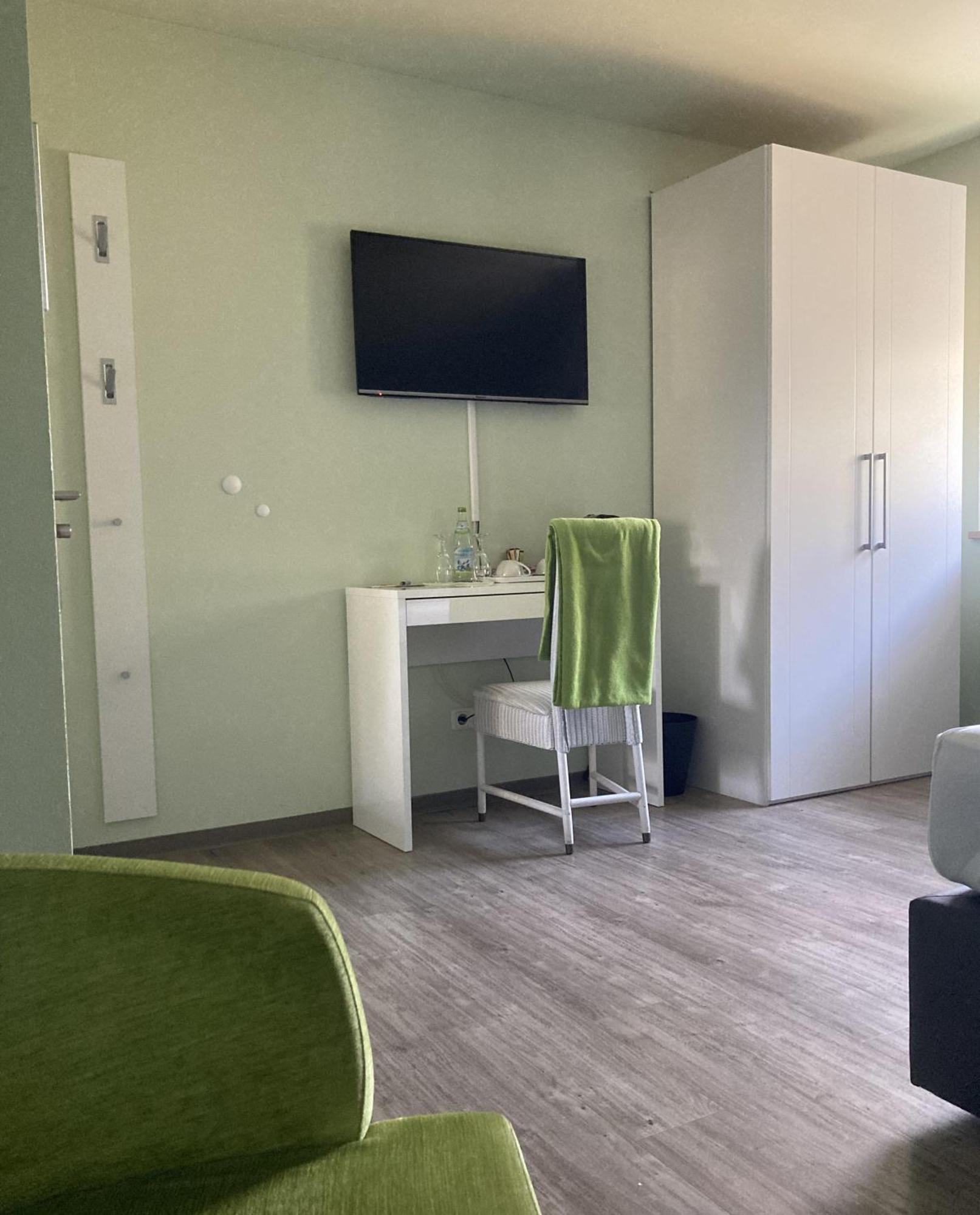 Das Singold Hotel Mit Highspeed Wlan Und Digitalem Schluessel シュヴァープミュンヘン エクステリア 写真